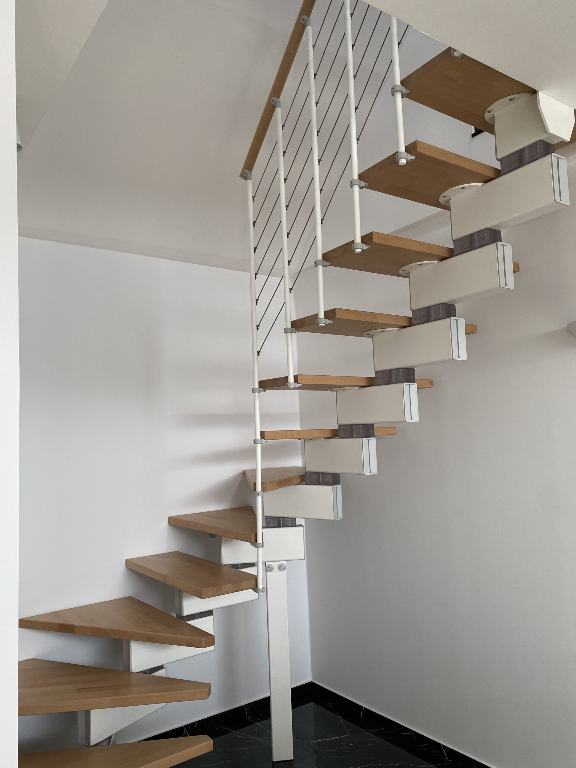 Question client : vendez-vous des escaliers repliables ? - Blog de Orion  Menuiserie