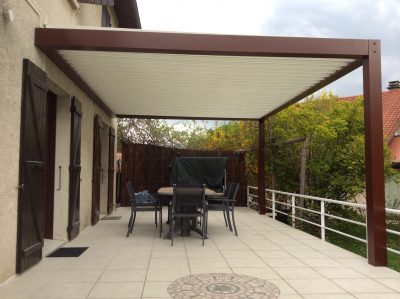 pergola de jardin bioclimatique