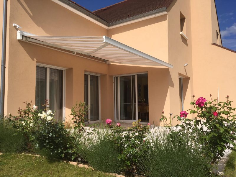 Quelles dimensions pour un store-banne ?