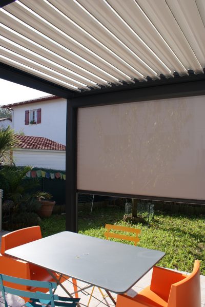 store pour pergola