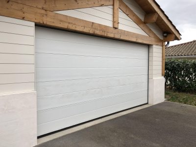 porte de garage sectionnelle sur mesure