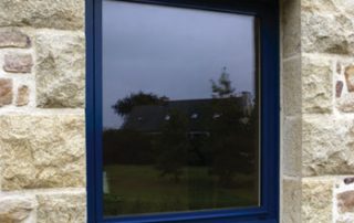 fenêtre alu bleue