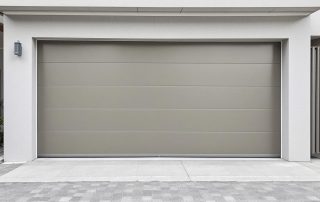 Quel type de porte de garage est le plus fiable ? guide comparatif complet 2025