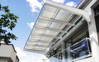 Pergola bioclimatique en copropriété : autorisations et règles à respecter