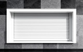 Volet roulant rénovation : solution pour coffre existant sans travaux