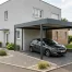 Carport aluminium à toit plat adossé à une maison moderne en France